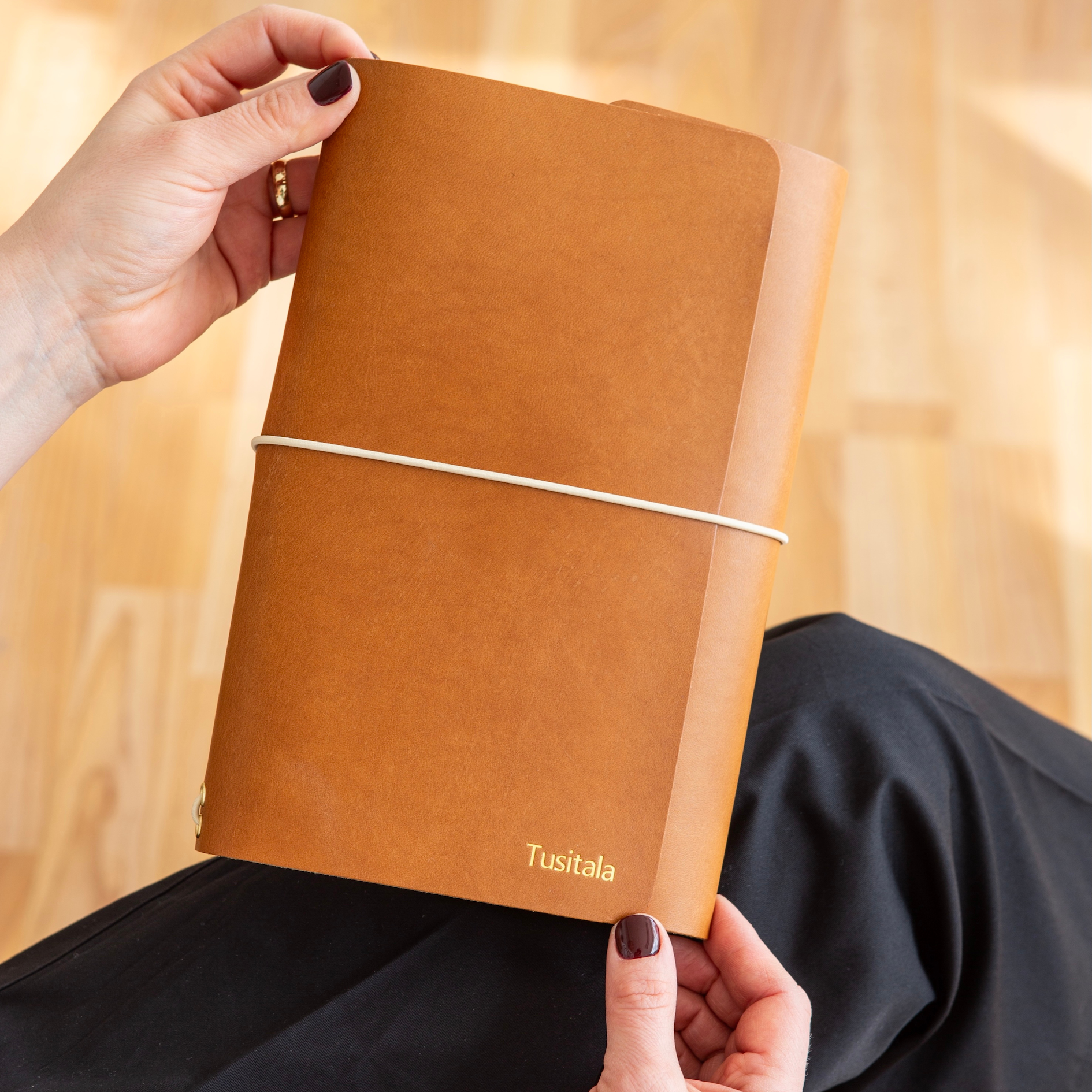 Trifold Leather Journal CARRY ALL/ Tanned