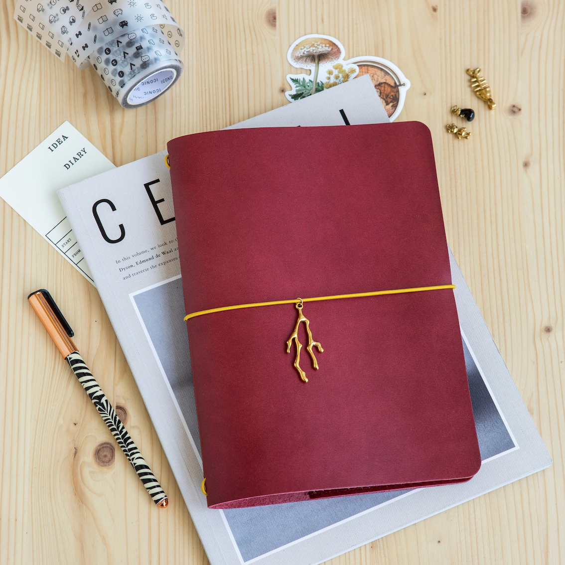 Leather Journal Cover Refillable MINIMAL/ Amaranto