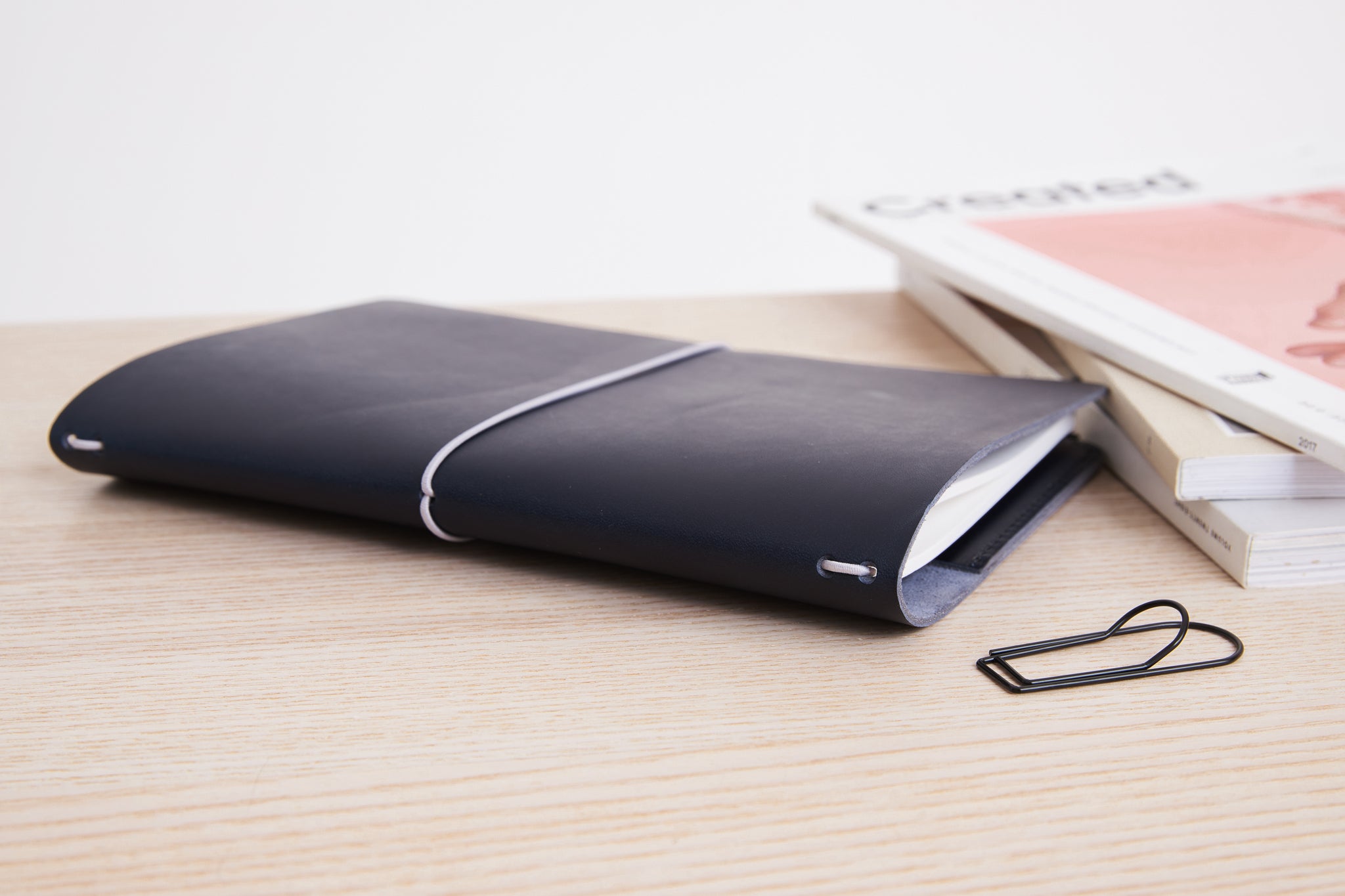 leather travel journal with pockets