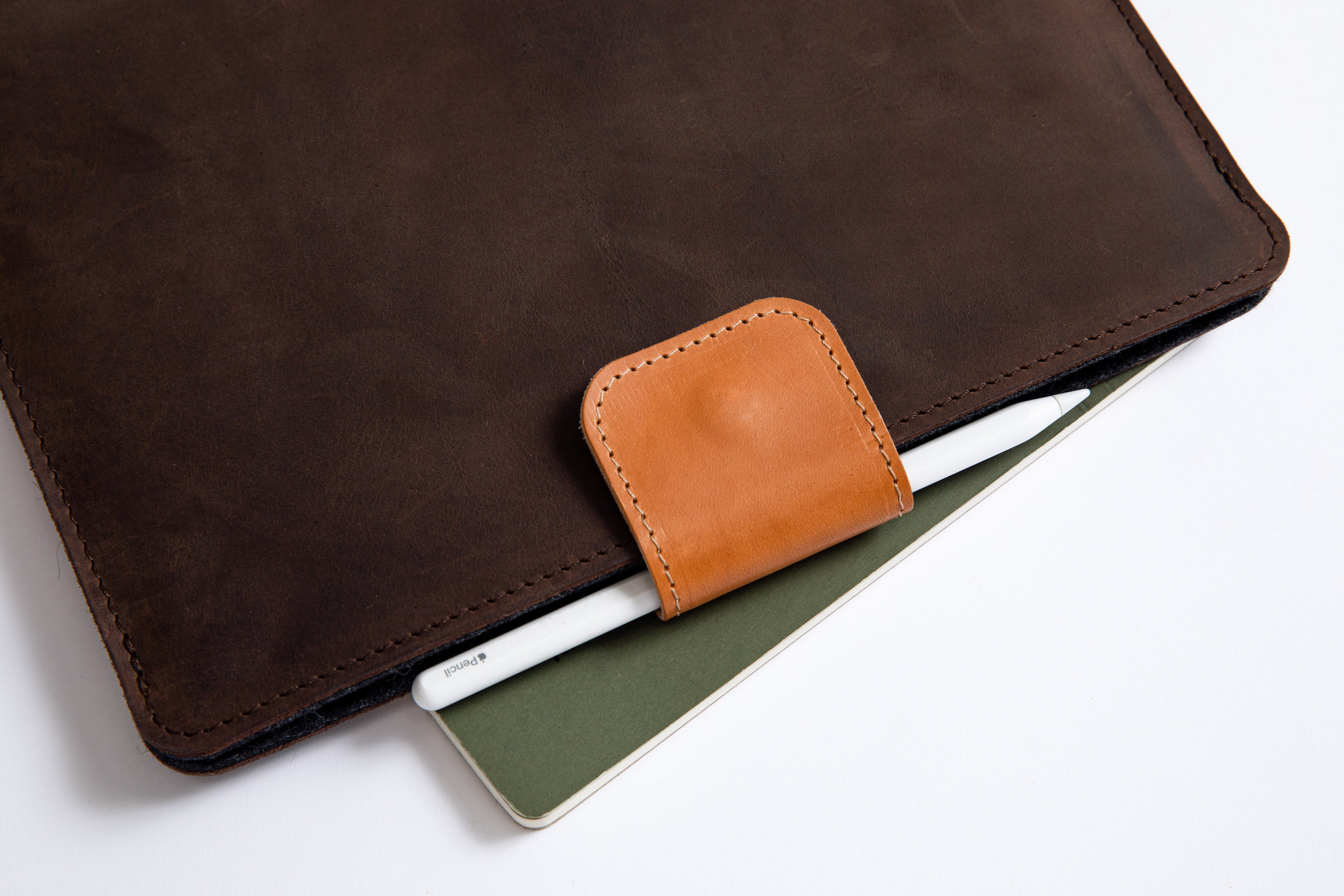 Crazy Horse Leather MacBook Sleeve