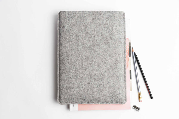 COMFY MacBook Case/ Light grey felt & Grey leather/