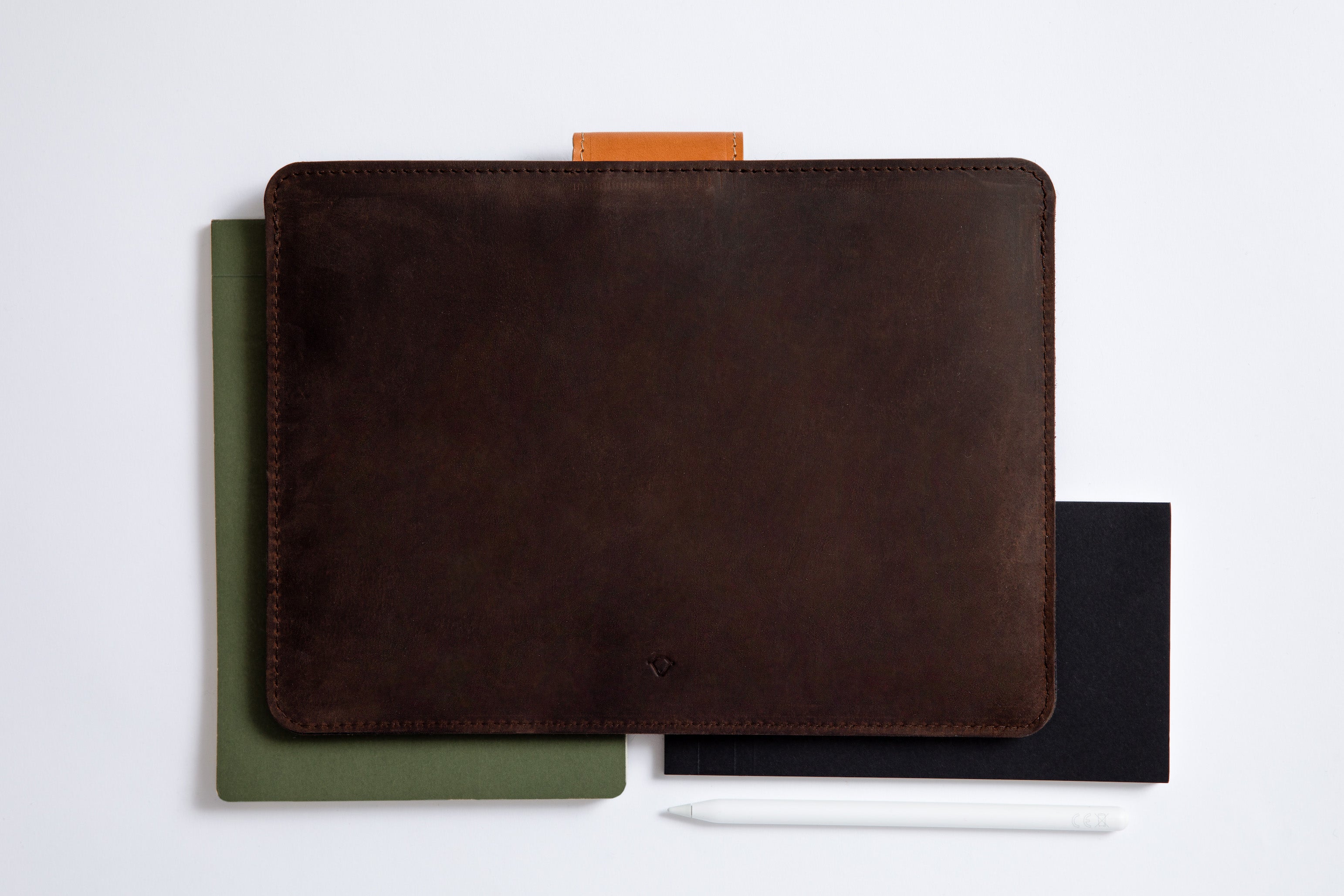 Protective Leather MacBook Sleeve lined with wool felt
