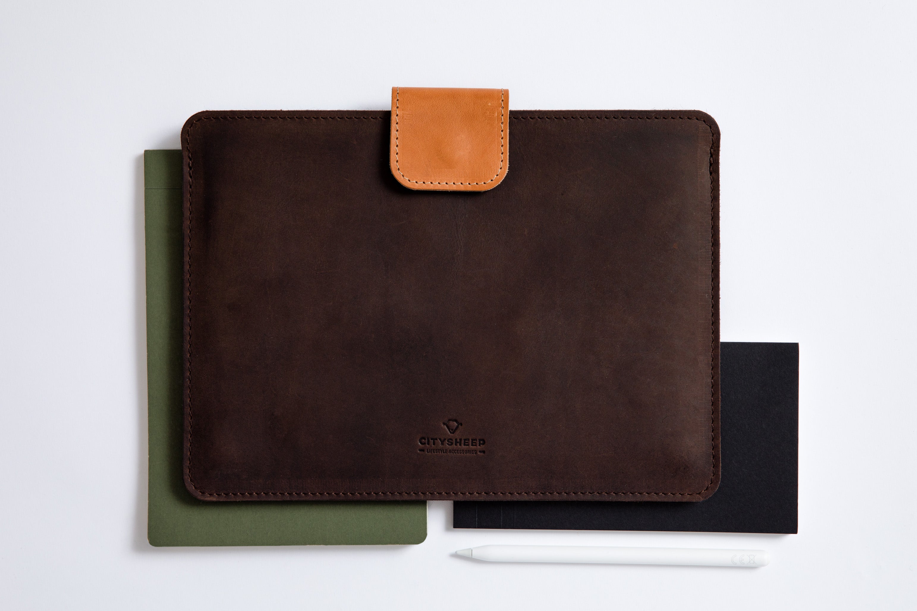 Beautiful iPad Bag by MacCase for 2024 - Perfect Travel Case