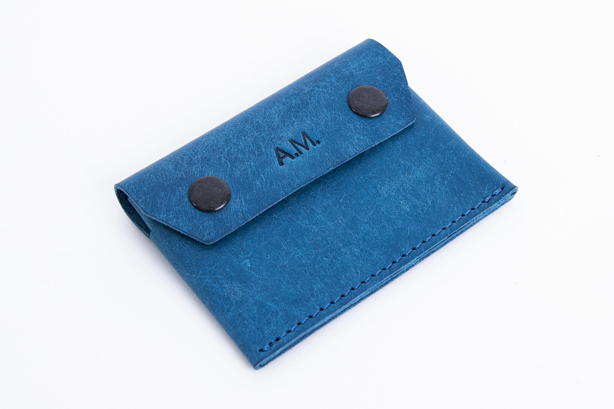 AirTag card holder vegetable tanned leather embossed initials