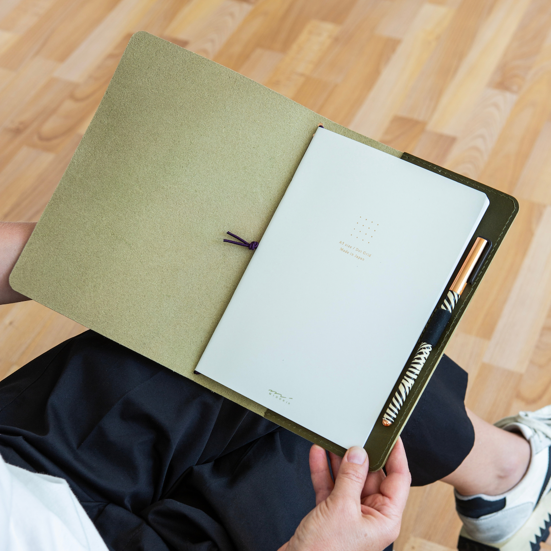 Journal For Travelling MINIMALIST/ Olive Green