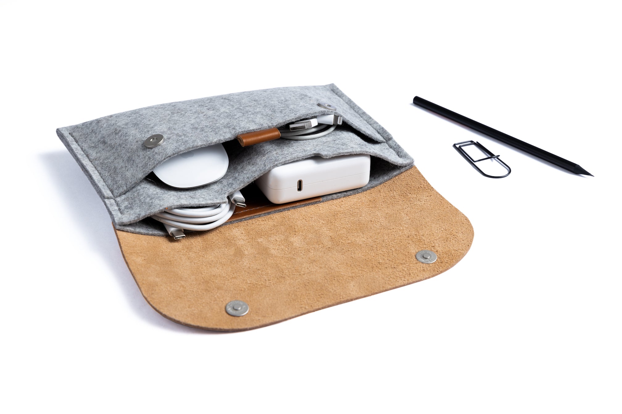 Cable organizer bag pouch. Small and Functional.